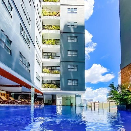 Poulo Wai Hotel & Apartment Phnom Penh Exterior photo