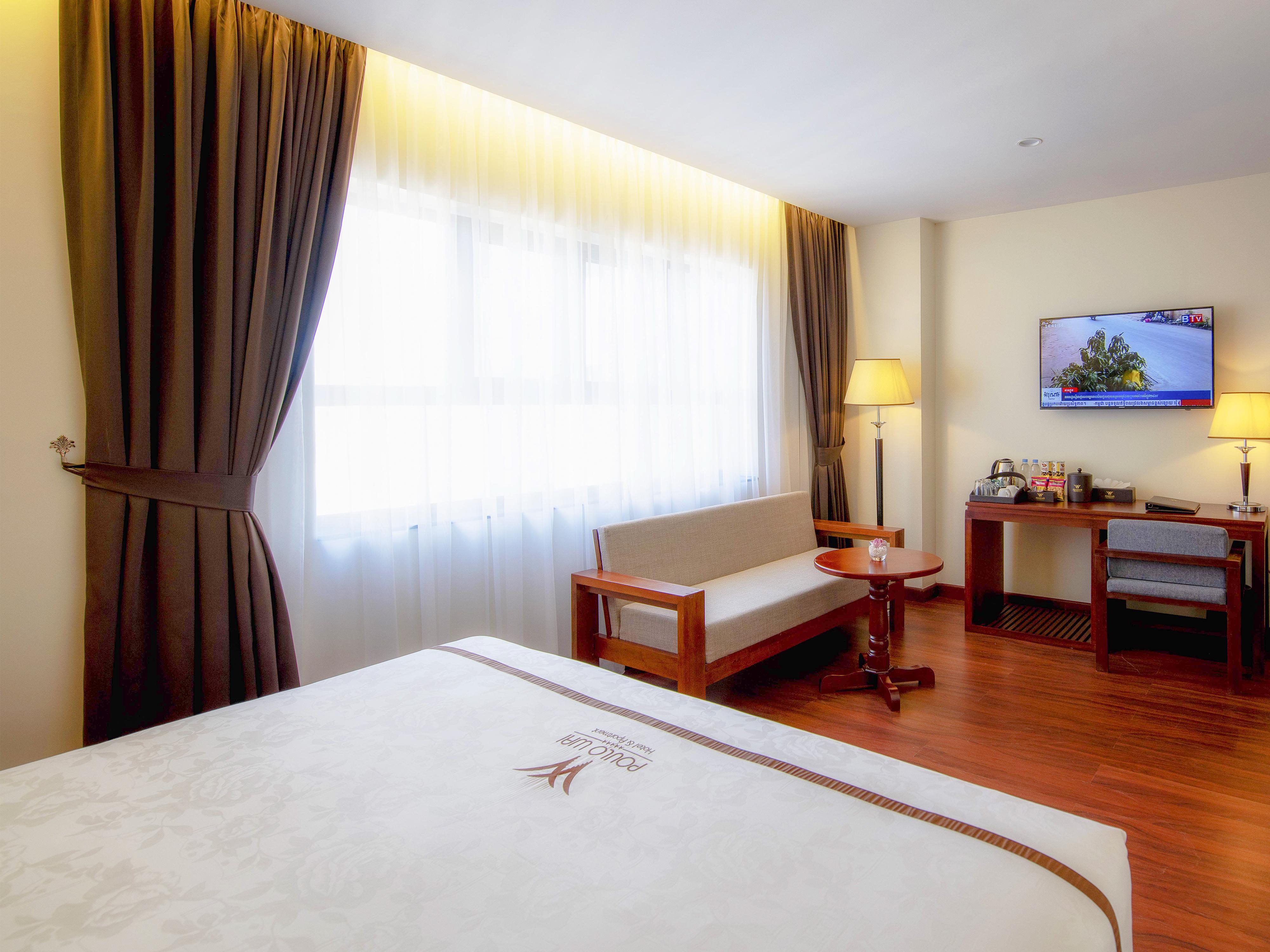 Poulo Wai Hotel & Apartment Phnom Penh Exterior photo