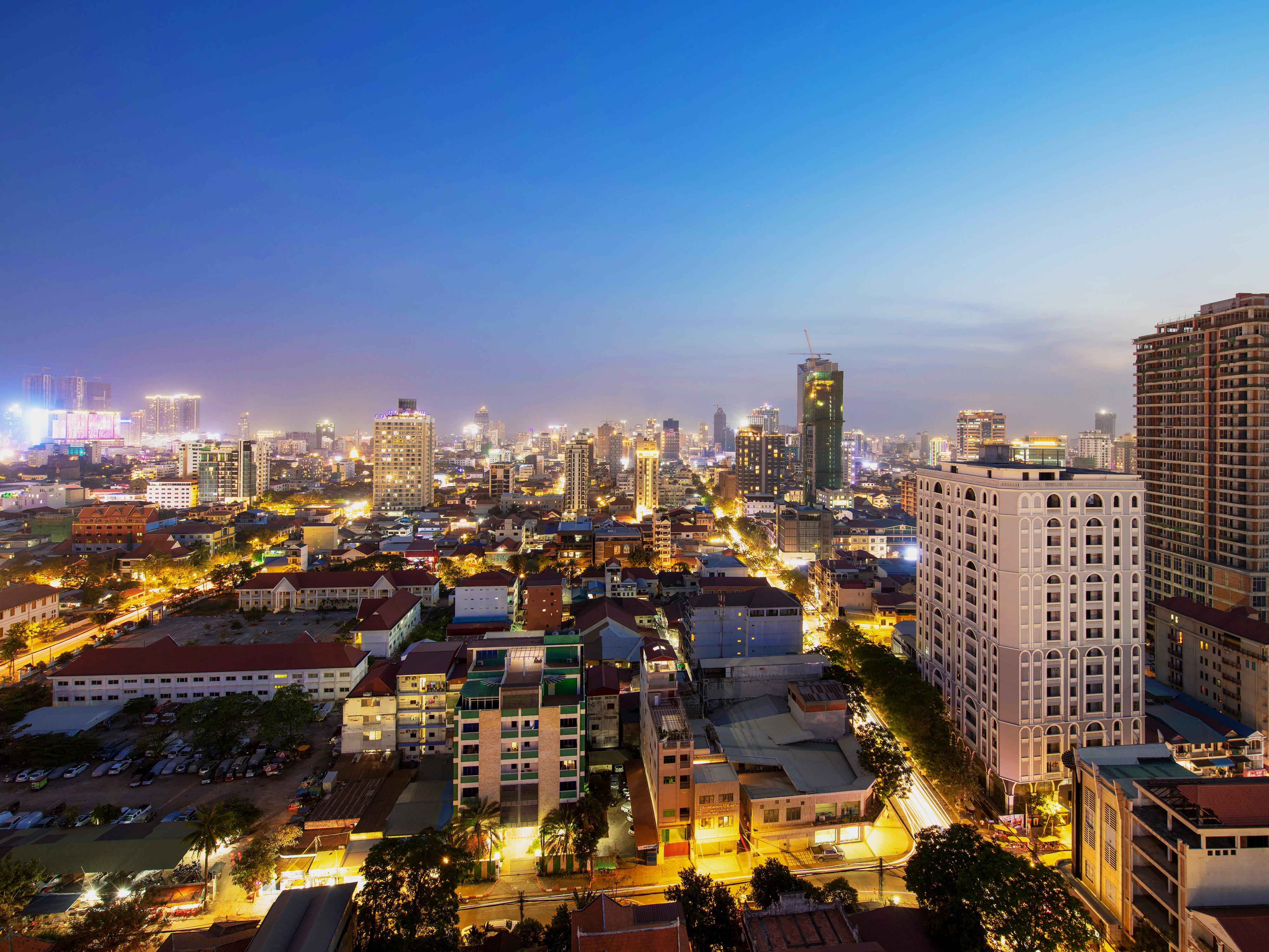 Poulo Wai Hotel & Apartment Phnom Penh Exterior photo