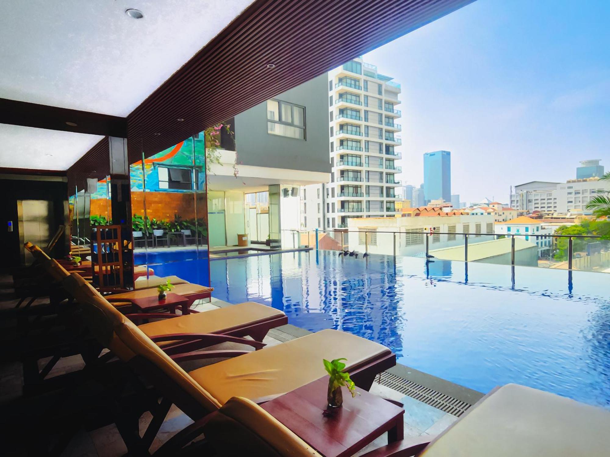 Poulo Wai Hotel & Apartment Phnom Penh Exterior photo