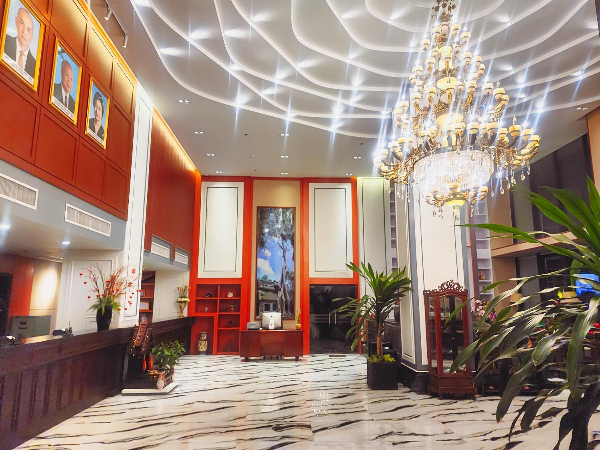 Poulo Wai Hotel & Apartment Phnom Penh Exterior photo