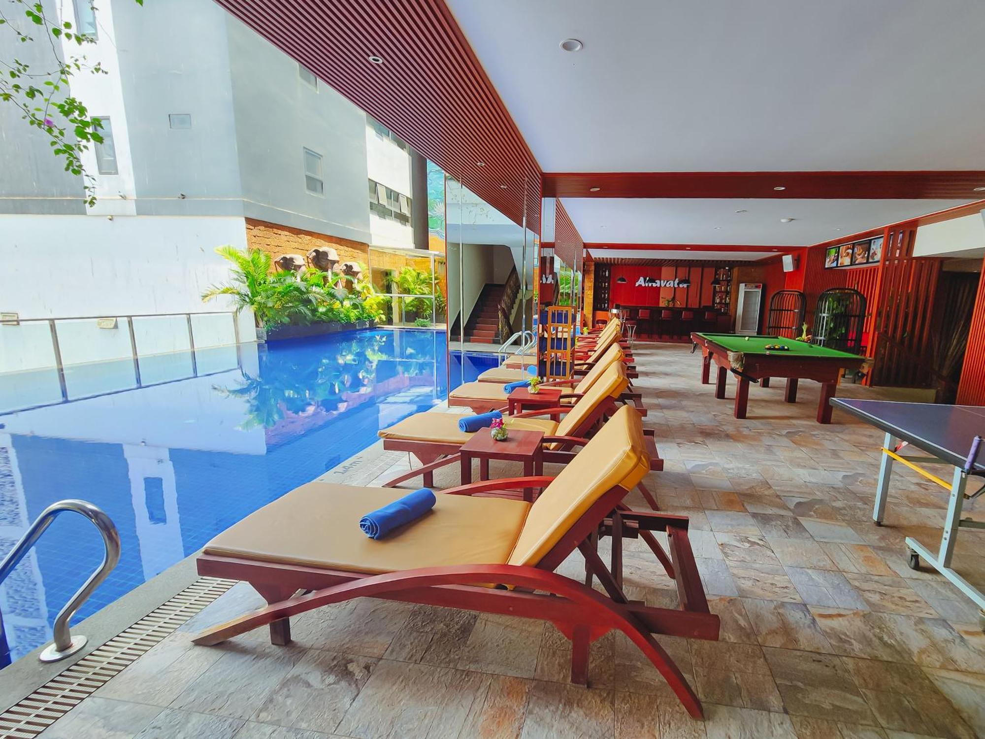 Poulo Wai Hotel & Apartment Phnom Penh Exterior photo