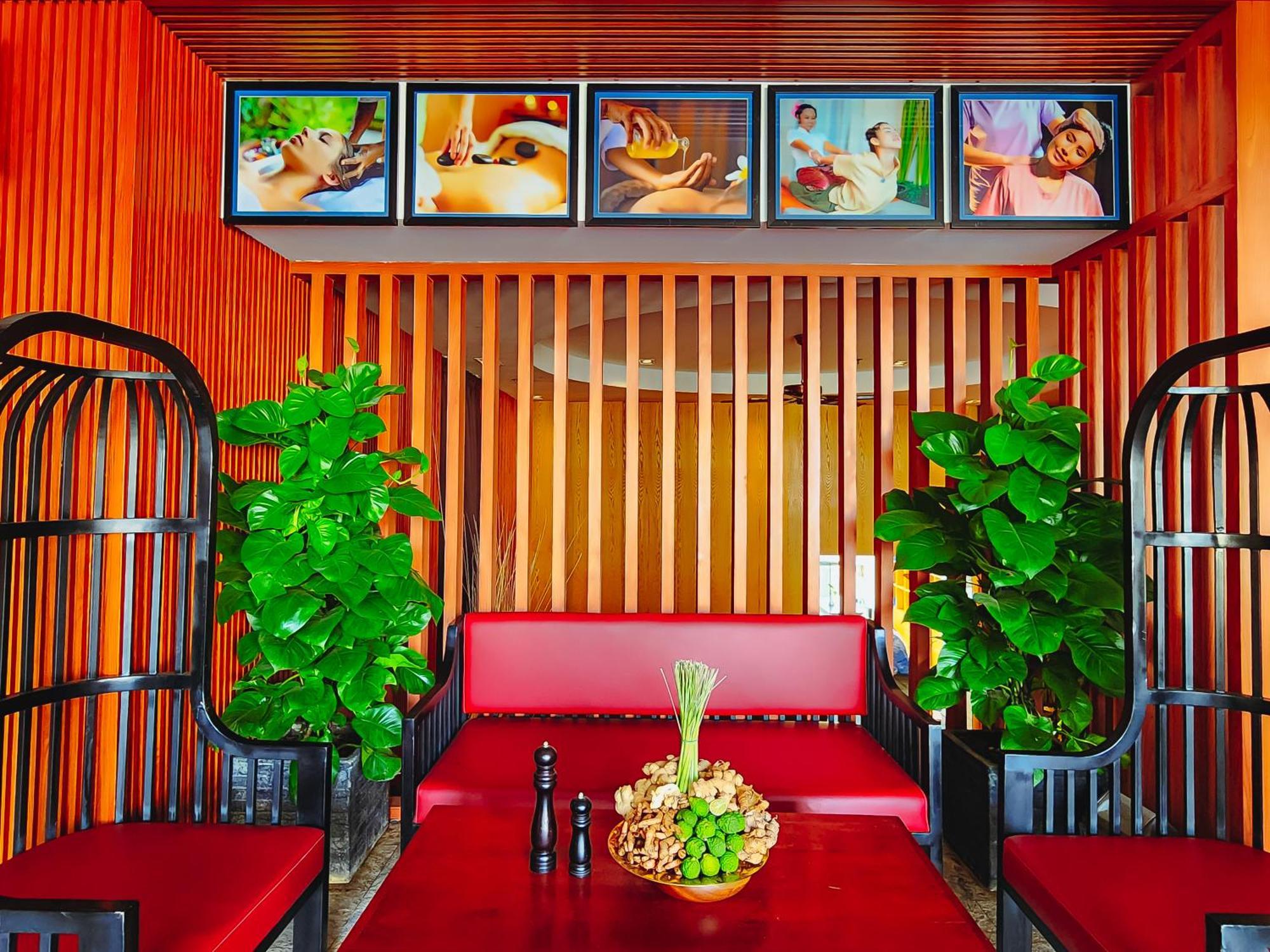 Poulo Wai Hotel & Apartment Phnom Penh Exterior photo
