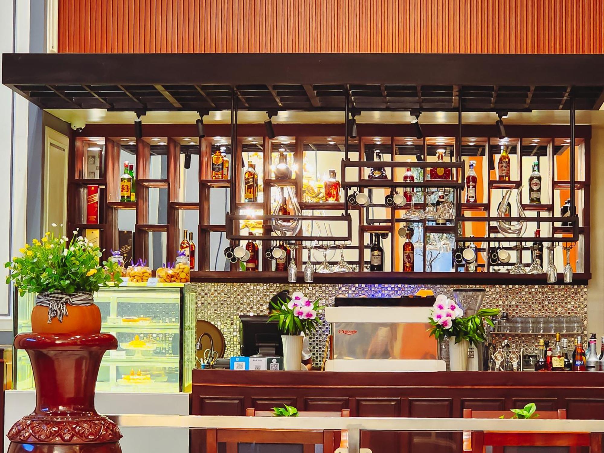 Poulo Wai Hotel & Apartment Phnom Penh Exterior photo